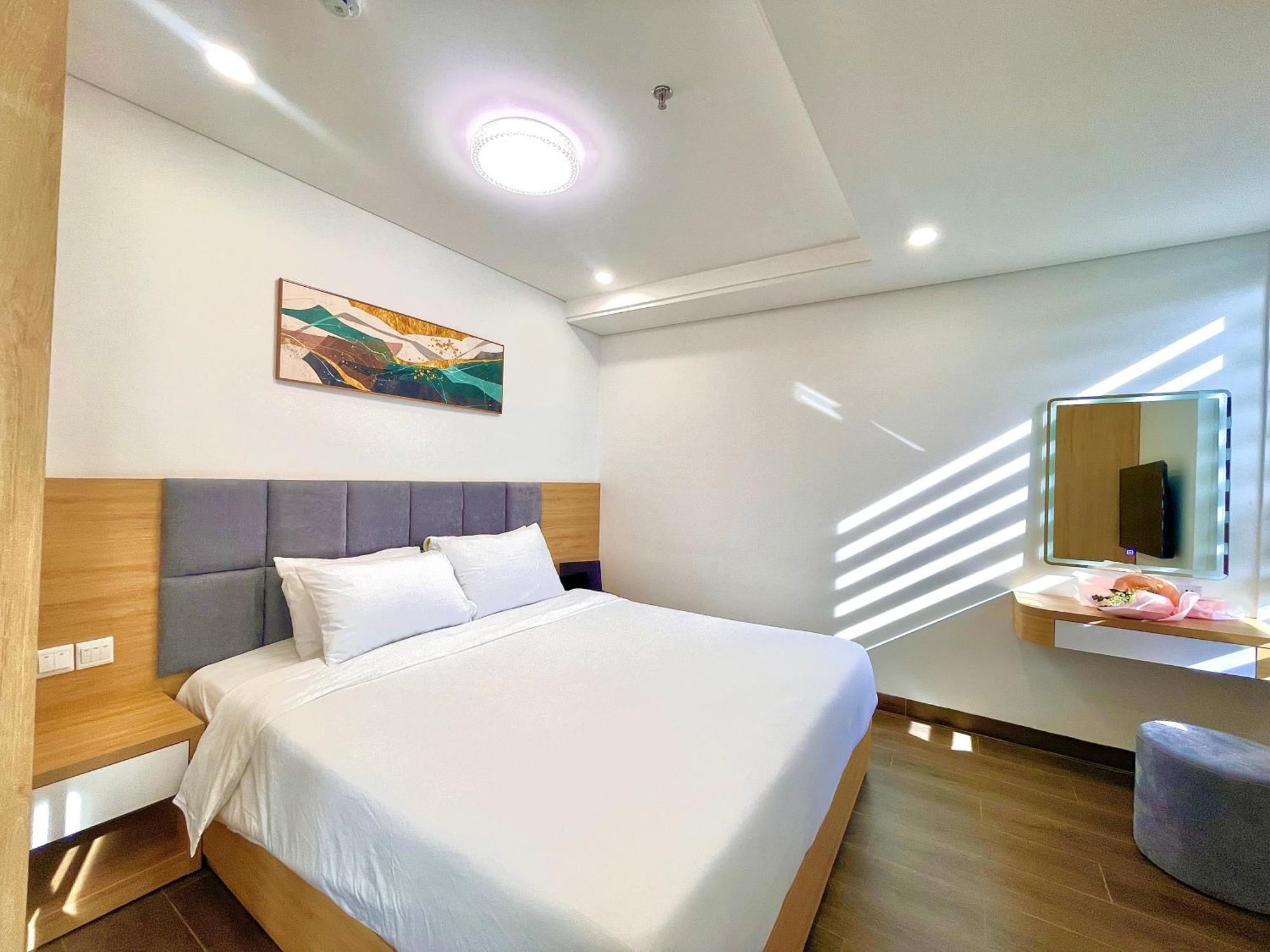 Hsuites Riverside Hotel And Apartment Da Nang Exterior foto